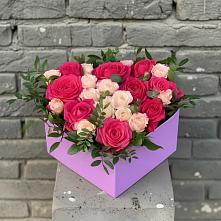 Цветочная композиция из Розы в коробке #REPLACE_PRED# Попово
