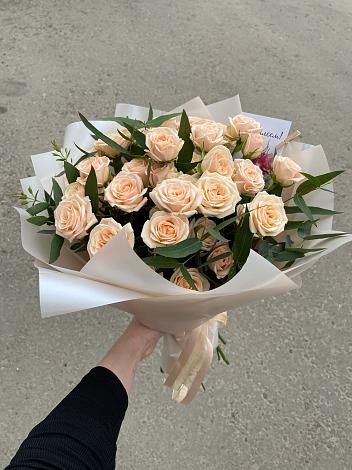 Букет Кремовые розы Латте в Попово